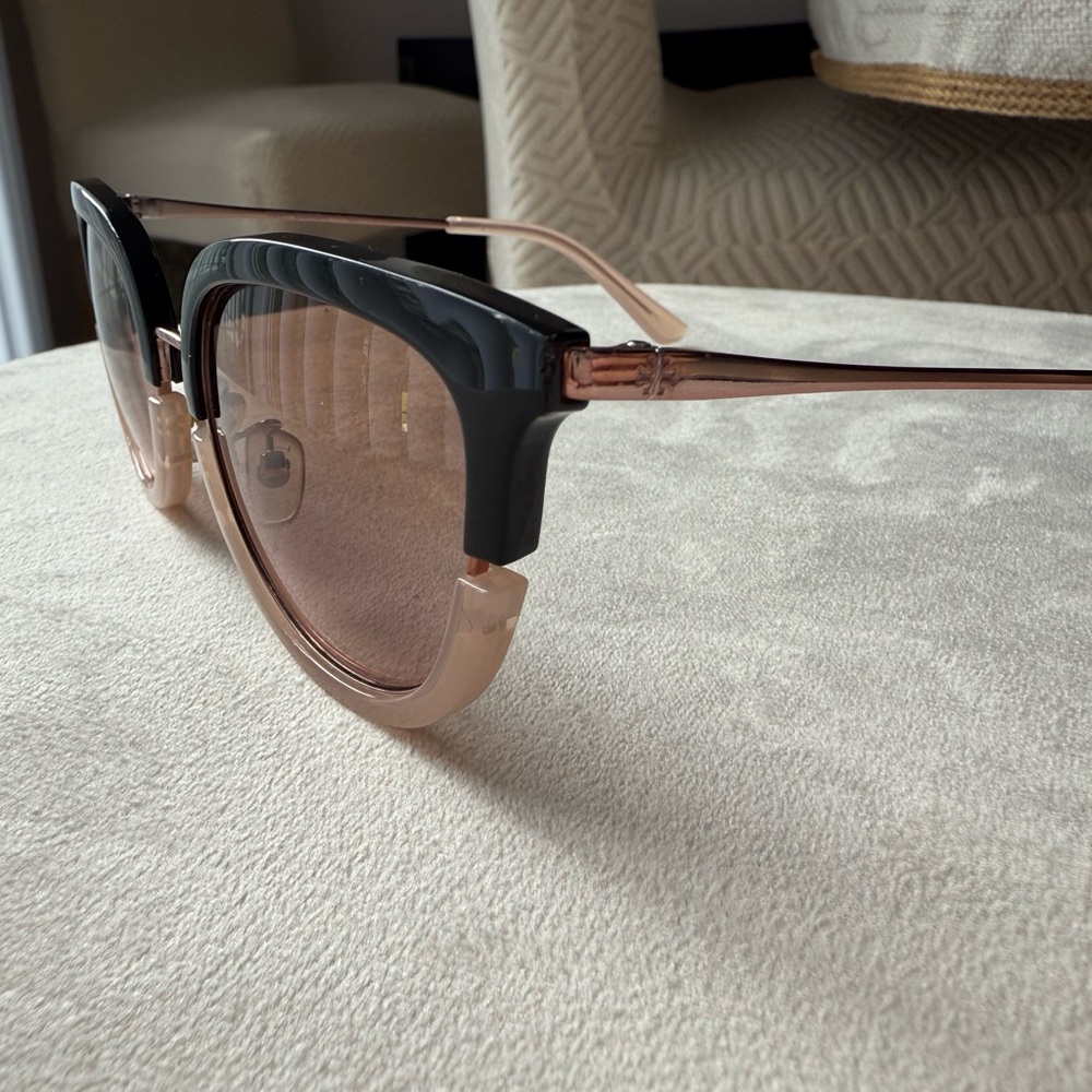 Tory Burch Black and Tan Sunglasses - Picture 3 of 5